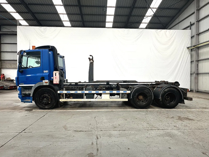 DAF CF 85 360 - 10 roues / 10 reifen - Haakarmsysteem vrachtwagen: afbeelding 2 DAF CF 85 360 - 10 roues / 10 reifen - Haakarmsysteem vrachtwagen: afbeelding 2