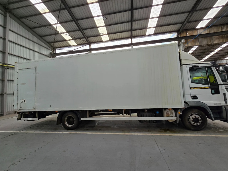 Iveco EuroCargo 120 E22 / MANUEL / EURO 5 / AIRCO - Bakwagen: afbeelding 4 Iveco EuroCargo 120 E22 / MANUEL / EURO 5 / AIRCO - Bakwagen: afbeelding 4