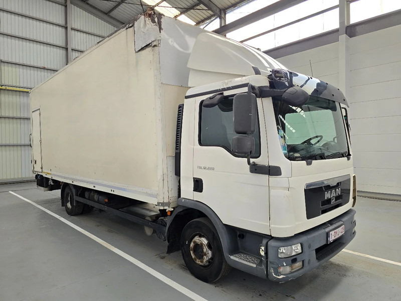 MAN TGL 12.220 AUTOMAAT / AIRCO - Bakwagen: afbeelding 3 MAN TGL 12.220 AUTOMAAT / AIRCO - Bakwagen: afbeelding 3