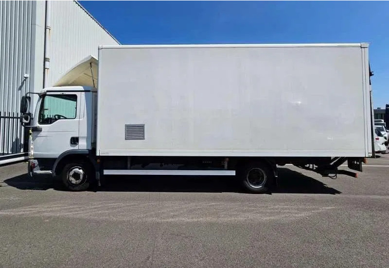 MAN TGL 8.180 met/avec/mit RINGFEDER / 203527 km - Bakwagen: afbeelding 3 MAN TGL 8.180 met/avec/mit RINGFEDER / 203527 km - Bakwagen: afbeelding 3