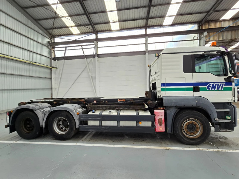 MAN TGS 28.440 6x2 / EURO 5 / AIRCO / LIFTAS / 10 roues - 10 tyres - Chassis vrachtwagen: afbeelding 4 MAN TGS 28.440 6x2 / EURO 5 / AIRCO / LIFTAS / 10 roues - 10 tyres - Chassis vrachtwagen: afbeelding 4