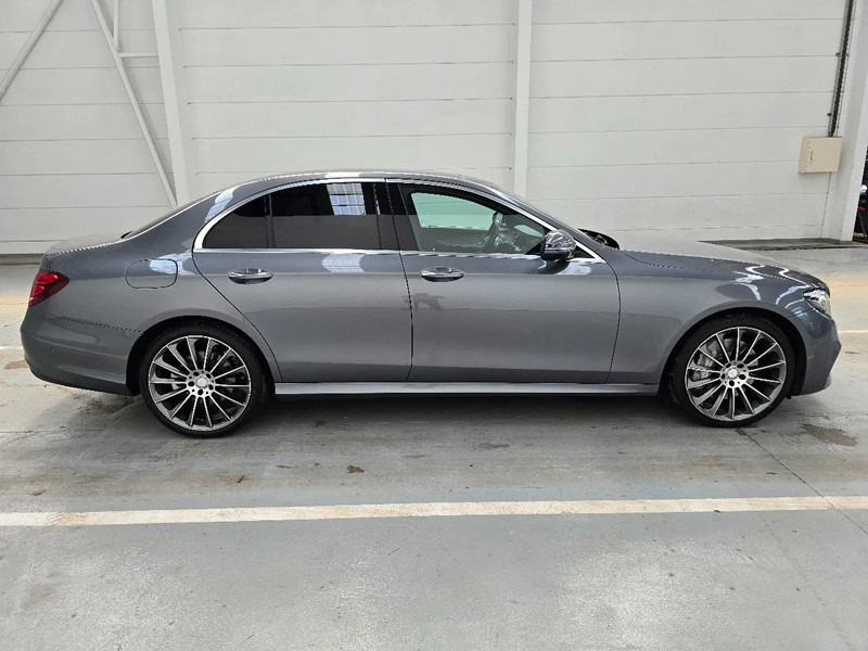 Mercedes-Benz E-Klasse 350 / AMG Line / 9G / PANO / Designo / FULL OPTION / MOTORPROBLEM-PROBLEME DE MOTEUR -MOTORPROBLEM - Personenwagen: afbeelding 4 Mercedes-Benz E-Klasse 350 / AMG Line / 9G / PANO / Designo / FULL OPTION / MOTORPROBLEM-PROBLEME DE MOTEUR -MOTORPROBLEM - Personenwagen: afbeelding 4