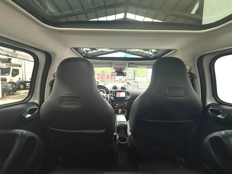 Personenwagen Smart Forfour ONE EQ / 100% ELECTRIC / BRABUS ALLOY WHEELS /EDITION ONE: afbeelding 13