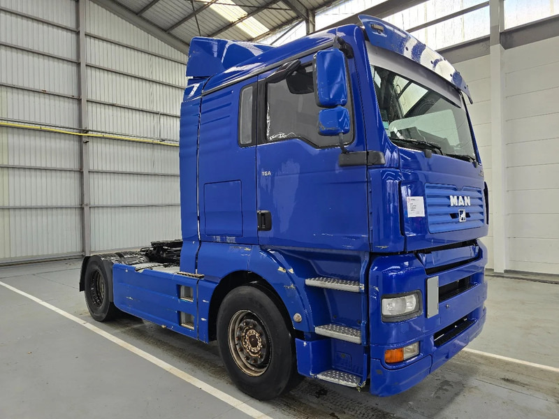 MAN TGA 18.430 MANUEL / RETARDER / AIRCO - Trekker: afbeelding 3 MAN TGA 18.430 MANUEL / RETARDER / AIRCO - Trekker: afbeelding 3