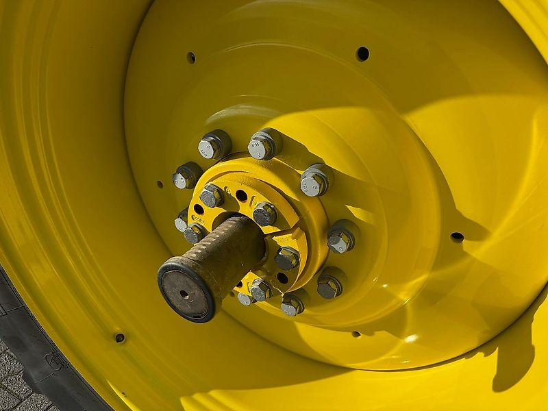 John Deere 6R155 AP 50KM COMMAND-PRO G5-PLUS 2024 415 UUR DEMO!!! - Tractor: afbeelding 5 John Deere 6R155 AP 50KM COMMAND-PRO G5-PLUS 2024 415 UUR DEMO!!! - Tractor: afbeelding 5