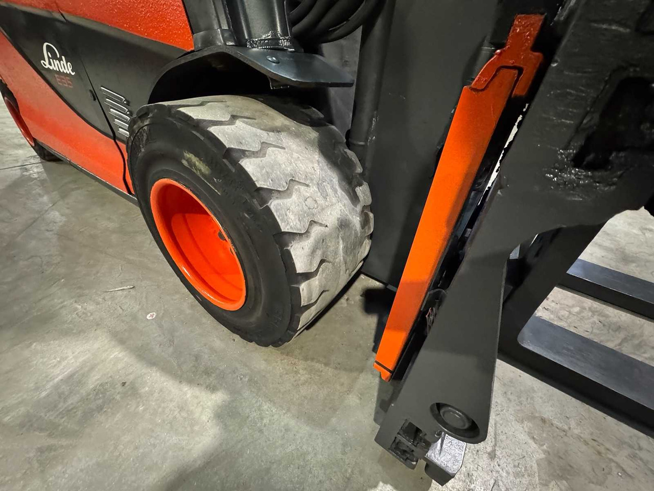 Heftruck 06/2023 SERVICE + UVV 11/2026 LINDE E35HL 3.500KG 3.+4. VALVE 180CM FORK ADJUSTER ELECTRIC FORKLIFT 8.839 HOURS: afbeelding 14