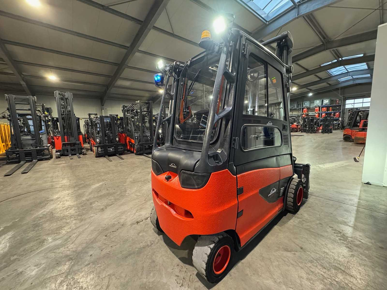 Heftruck 06/2023 SERVICE + UVV 11/2026 LINDE E35HL 3.500KG 3.+4. VALVE 180CM FORK ADJUSTER ELECTRIC FORKLIFT 8.839 HOURS: afbeelding 7