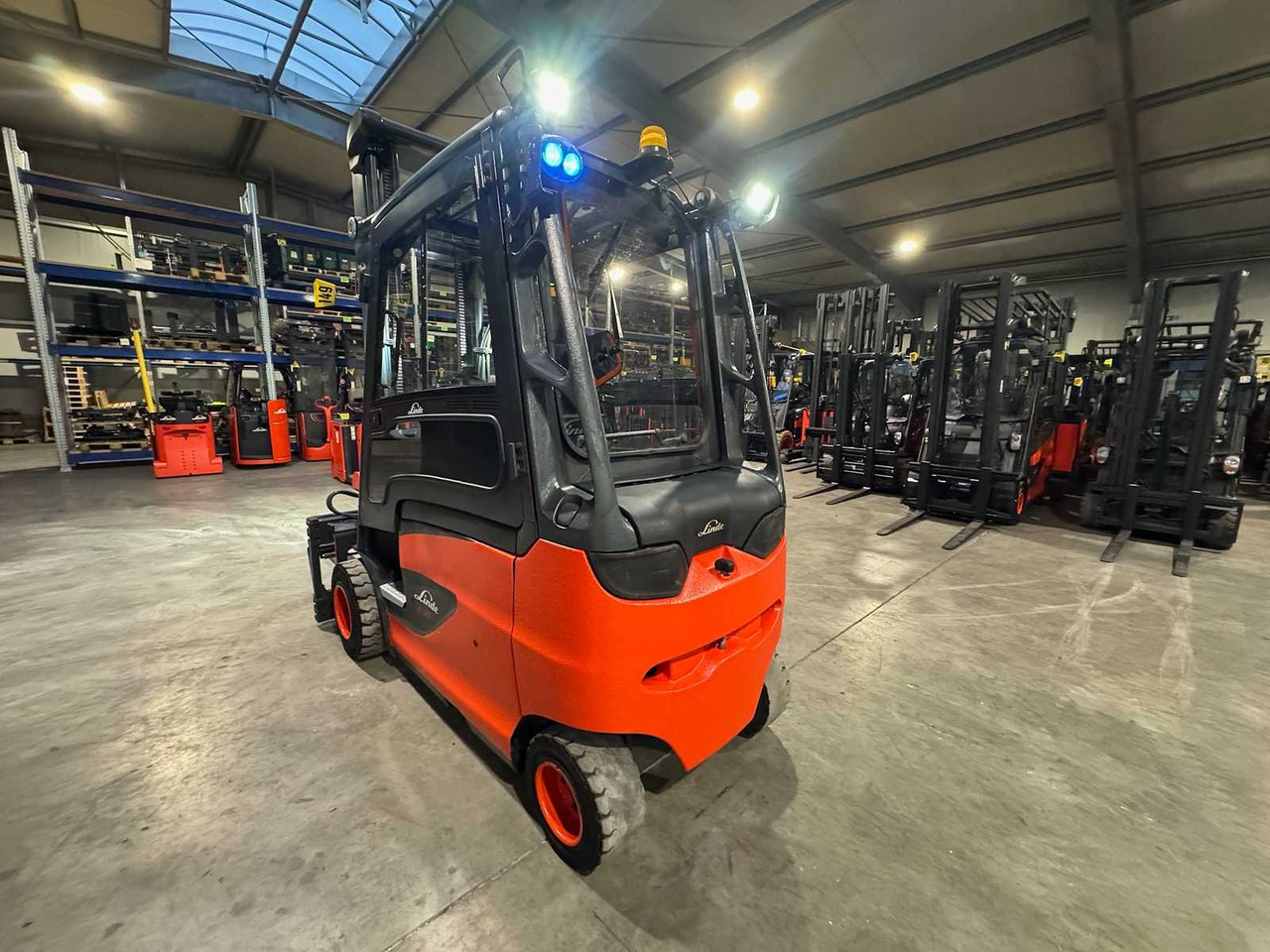 Heftruck 06/2023 SERVICE + UVV 11/2026 LINDE E35HL 3.500KG 3.+4. VALVE 180CM FORK ADJUSTER ELECTRIC FORKLIFT 8.839 HOURS: afbeelding 8
