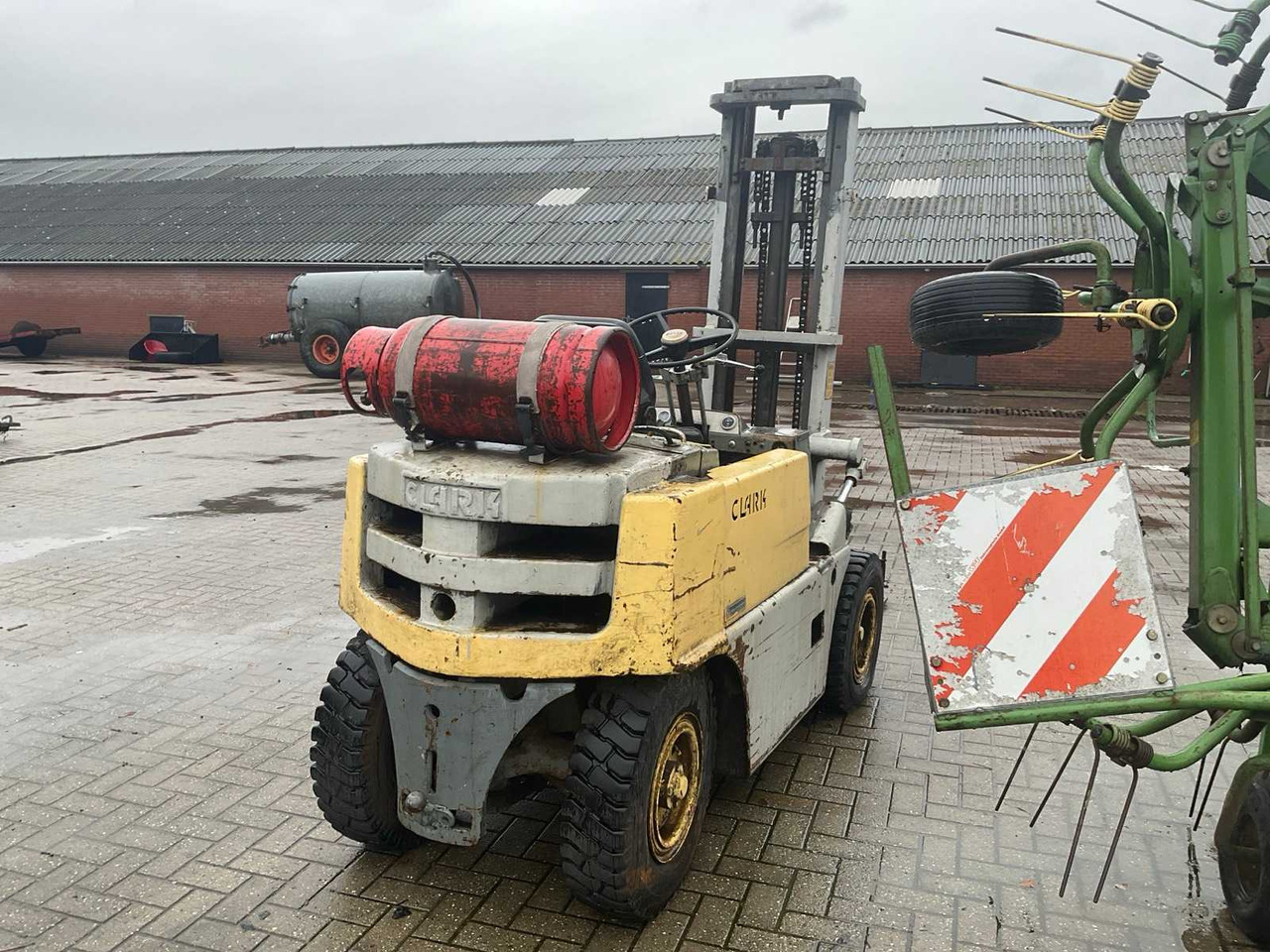 1967 CLARK CY40 FORKLIFT - Heftruck: afbeelding 3 1967 CLARK CY40 FORKLIFT - Heftruck: afbeelding 3