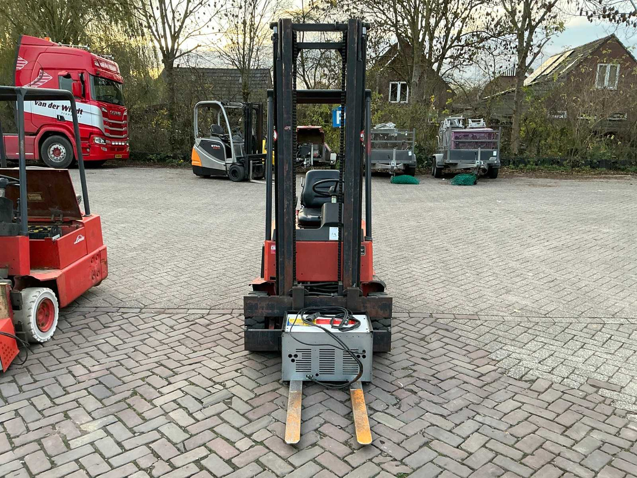 1991 LINDE E15 FORKLIFT - Heftruck: afbeelding 2 1991 LINDE E15 FORKLIFT - Heftruck: afbeelding 2
