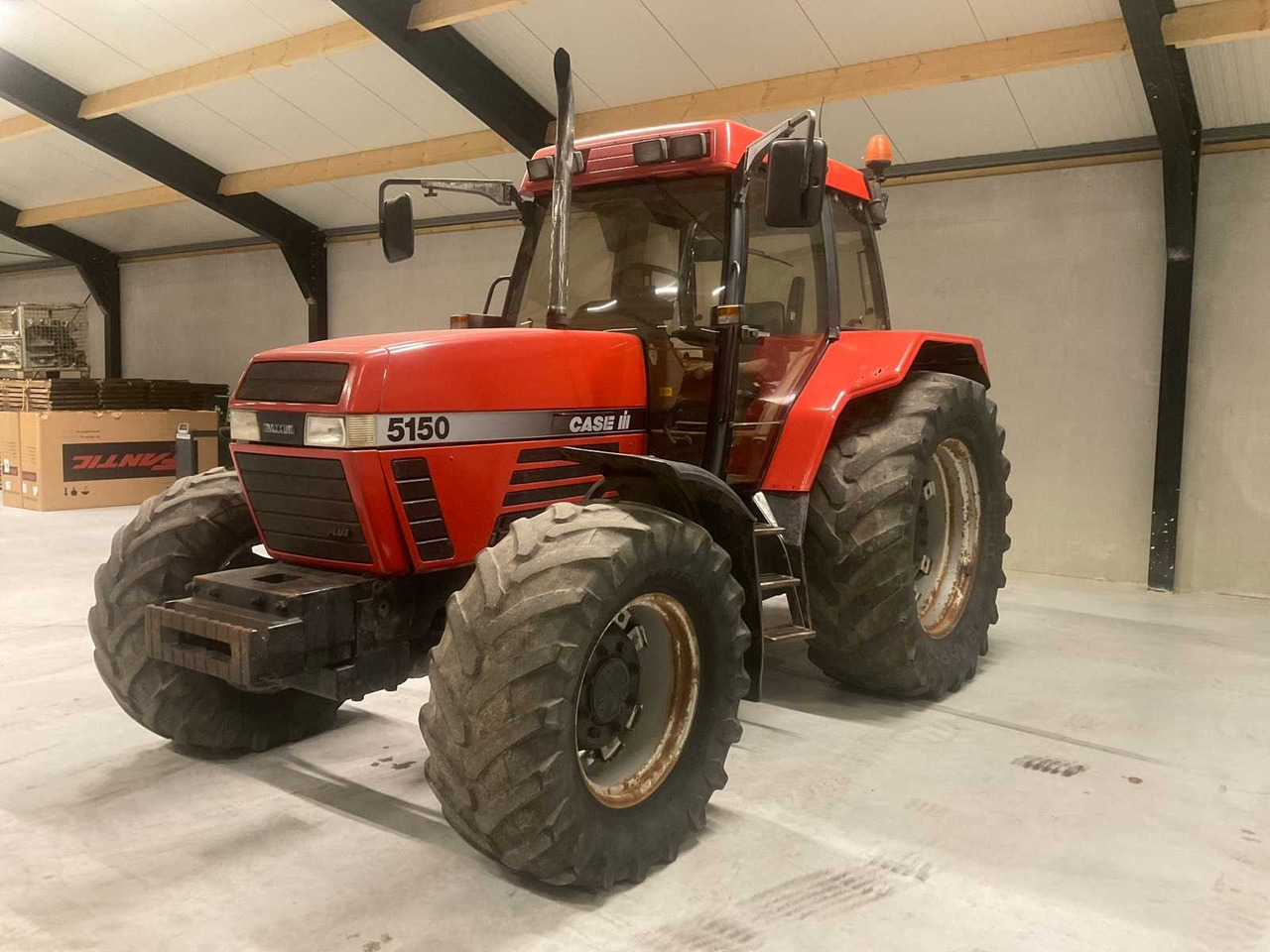 1995 CASE IH MAXXUM 5150 PLUS ALL-WHEEL DRIVE FARM TRACTOR - Tractor: afbeelding 1 1995 CASE IH MAXXUM 5150 PLUS ALL-WHEEL DRIVE FARM TRACTOR - Tractor: afbeelding 1