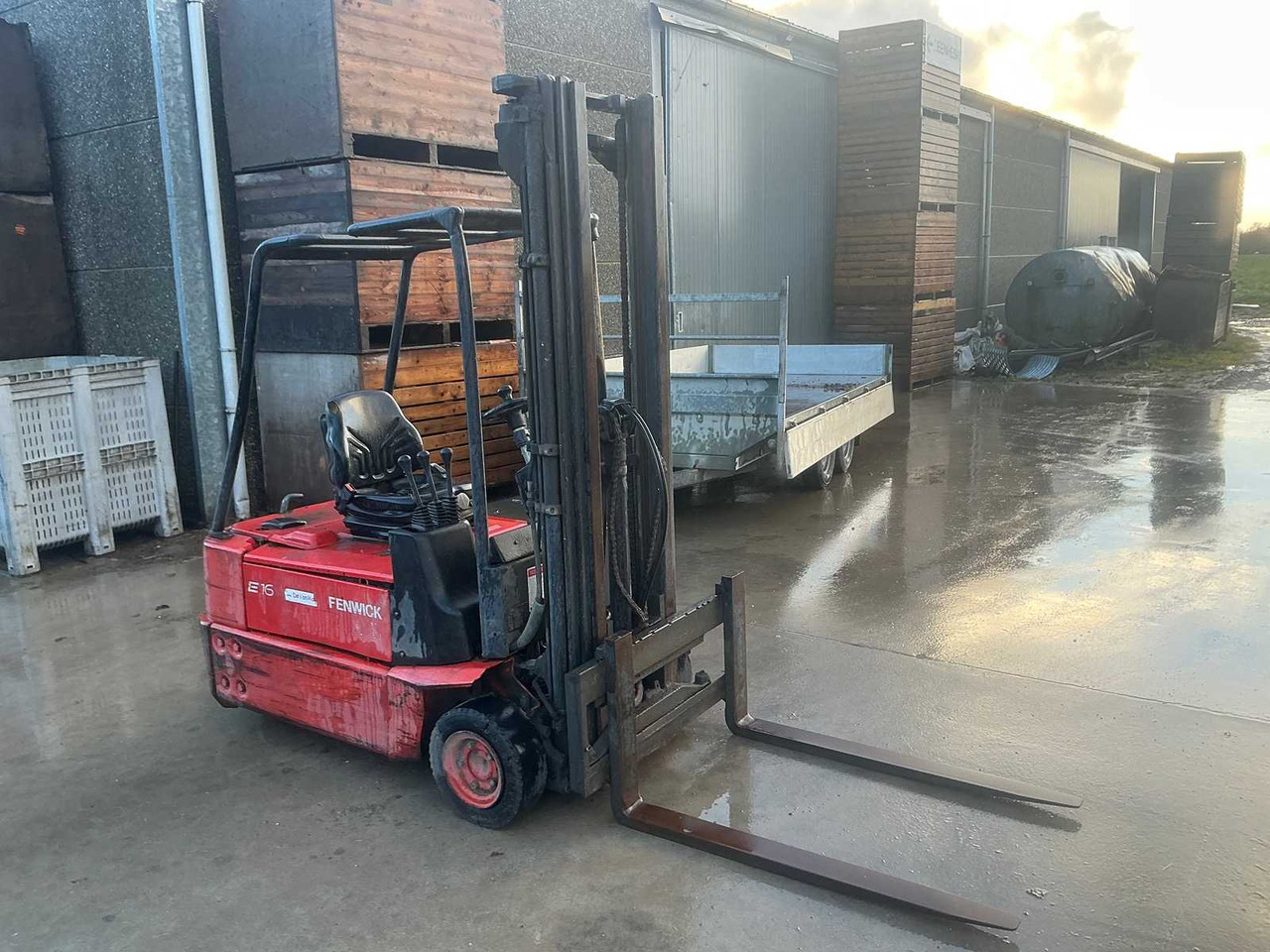 2005 LINDE E16Z-02 FORKLIFT (DEFECTIVE!) - Heftruck: afbeelding 1 2005 LINDE E16Z-02 FORKLIFT (DEFECTIVE!) - Heftruck: afbeelding 1