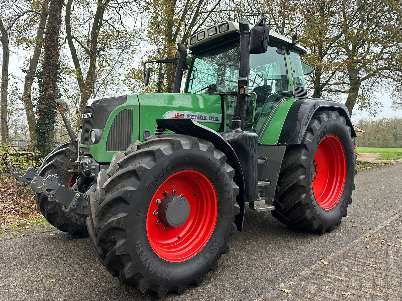 2006 FENDT 818 VARIO TMS ALL-WHEEL DRIVE FARM TRACTOR - Tractor: afbeelding 1 2006 FENDT 818 VARIO TMS ALL-WHEEL DRIVE FARM TRACTOR - Tractor: afbeelding 1