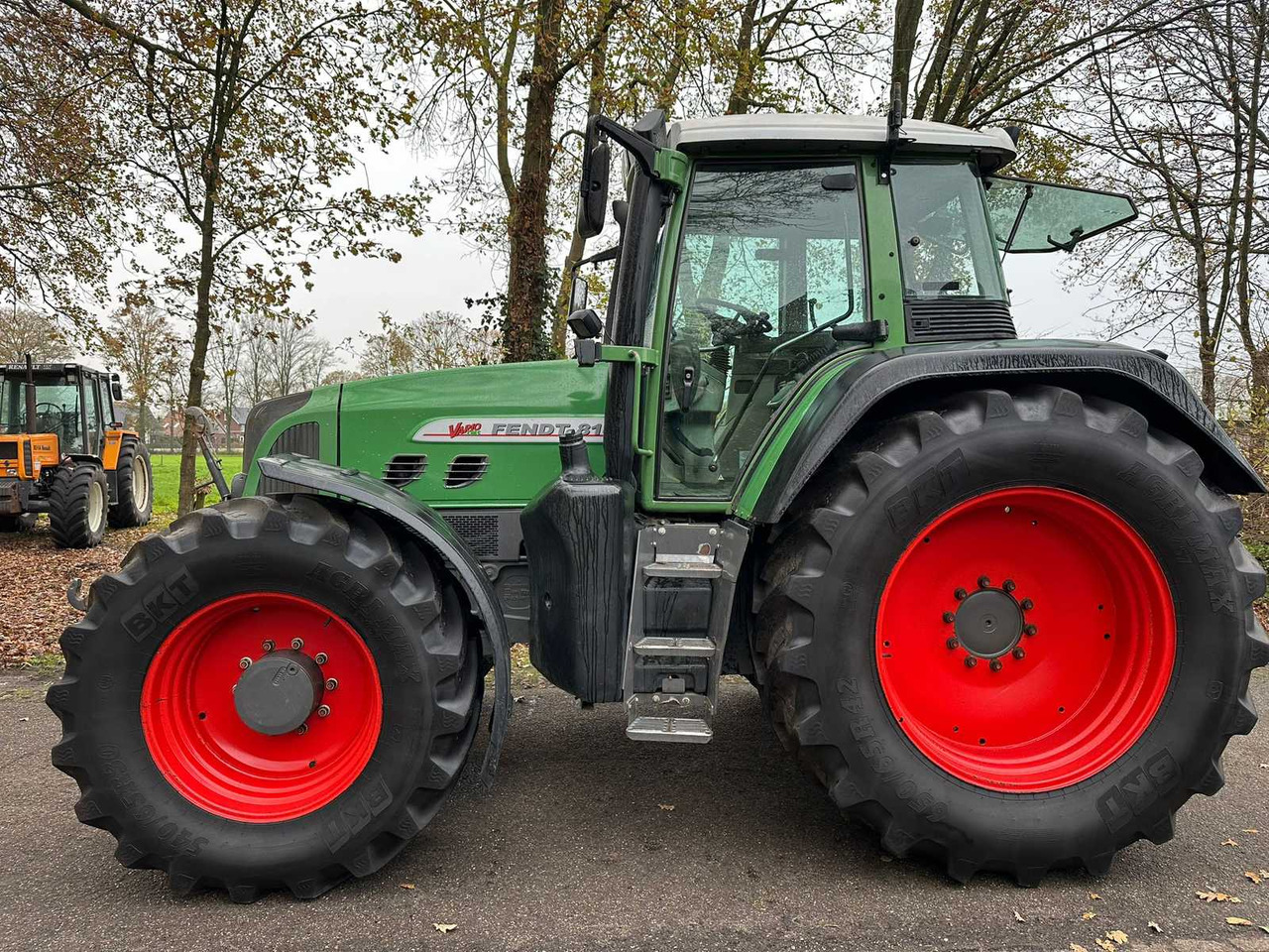 2006 FENDT 818 VARIO TMS ALL-WHEEL DRIVE FARM TRACTOR - Tractor: afbeelding 4 2006 FENDT 818 VARIO TMS ALL-WHEEL DRIVE FARM TRACTOR - Tractor: afbeelding 4