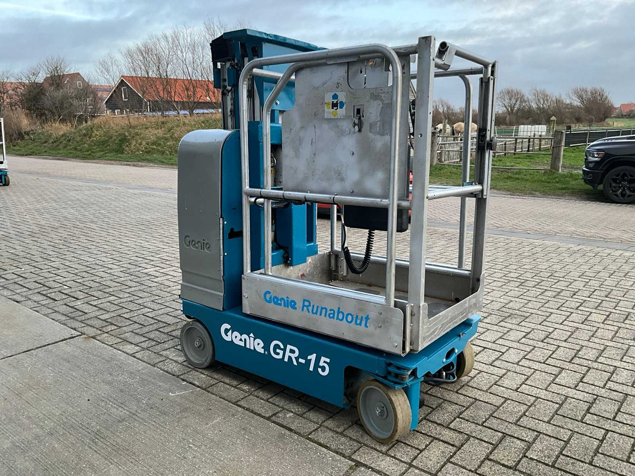 2006 GENIE GR-15 AERIAL PLATFORM - Hoogwerker: afbeelding 2 2006 GENIE GR-15 AERIAL PLATFORM - Hoogwerker: afbeelding 2