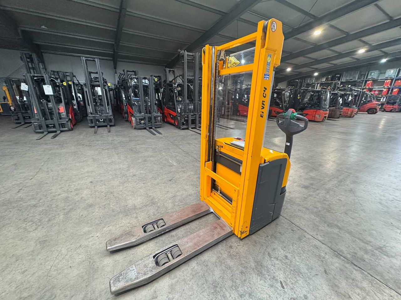 2011 JUNGHEINRICH EJC220 2,000KG STACKER PALLET TRUCK ANT 2,045 HOURS - Heftruck: afbeelding 3 2011 JUNGHEINRICH EJC220 2,000KG STACKER PALLET TRUCK ANT 2,045 HOURS - Heftruck: afbeelding 3