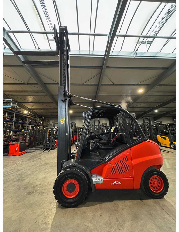 2011 LINDE H50D 5.000KG 3.+4TH VALVE DIESEL FORKLIFT FORKLIFT - Heftruck: afbeelding 3 2011 LINDE H50D 5.000KG 3.+4TH VALVE DIESEL FORKLIFT FORKLIFT - Heftruck: afbeelding 3