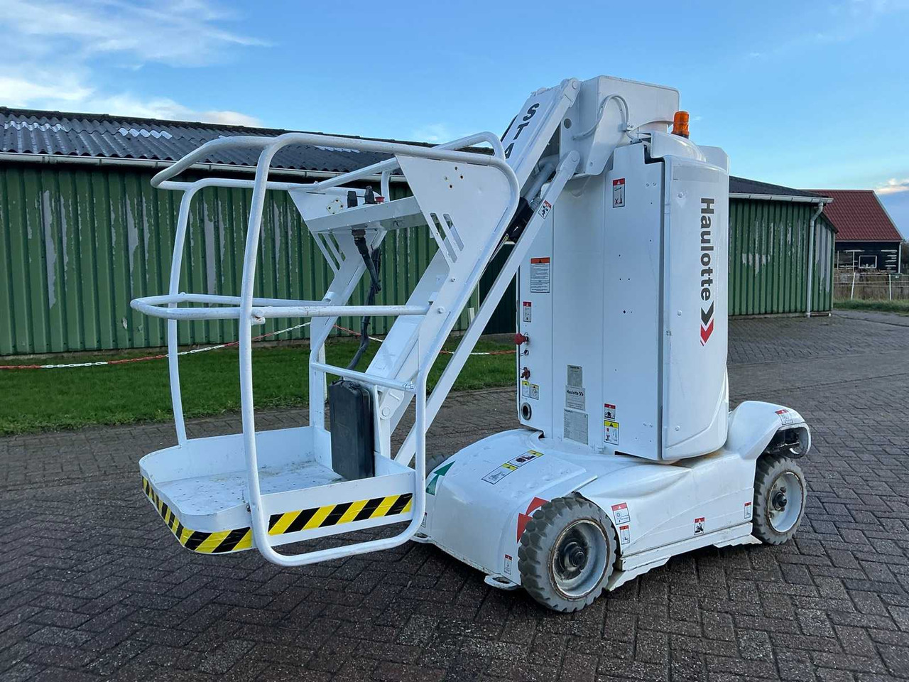 2013 HAULOTTE STAR 8-1 AERIAL PLATFORM - Hoogwerker: afbeelding 1 2013 HAULOTTE STAR 8-1 AERIAL PLATFORM - Hoogwerker: afbeelding 1