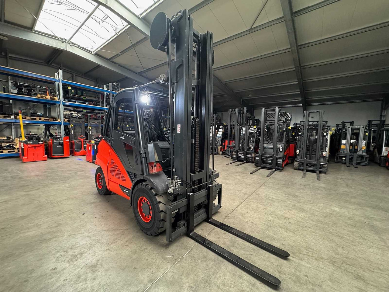 2015 LINDE H50D 5,000KG TRIPLEX 666CM 3+4TH VALVE DIESEL FORKLIFT FORKLIFT 15,862 HOURS. - Heftruck: afbeelding 5 2015 LINDE H50D 5,000KG TRIPLEX 666CM 3+4TH VALVE DIESEL FORKLIFT FORKLIFT 15,862 HOURS. - Heftruck: afbeelding 5
