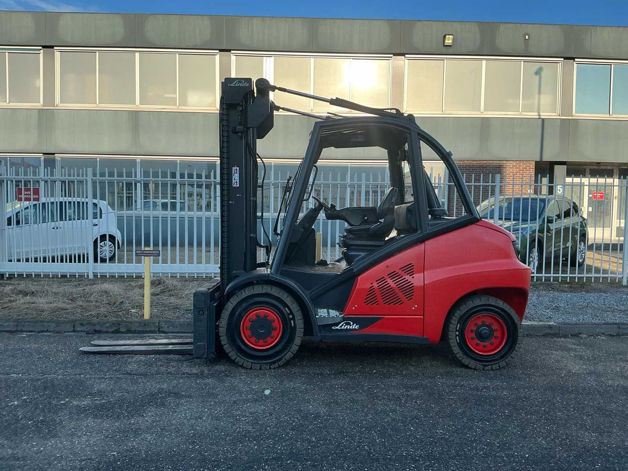 2016 LINDE H50D-02/600 FORKLIFT TRUCK - Heftruck: afbeelding 2 2016 LINDE H50D-02/600 FORKLIFT TRUCK - Heftruck: afbeelding 2