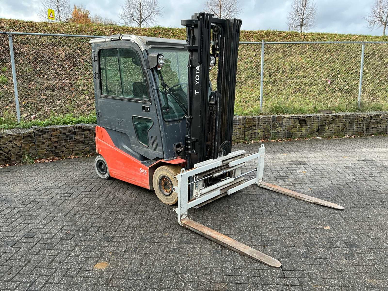 2017 TOYOTA 8FBMKT25 FORKLIFT - Heftruck: afbeelding 1 2017 TOYOTA 8FBMKT25 FORKLIFT - Heftruck: afbeelding 1