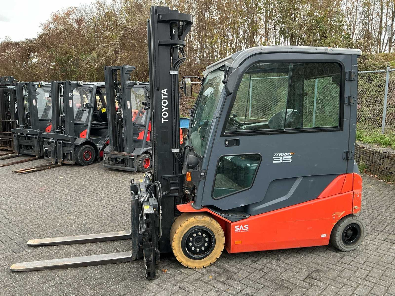 2017 TOYOTA 8FBMT35 FORKLIFT - Heftruck: afbeelding 2 2017 TOYOTA 8FBMT35 FORKLIFT - Heftruck: afbeelding 2
