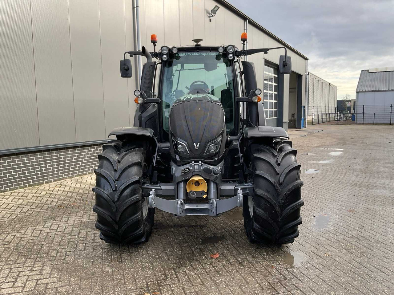 2017 VALTRA N174 DIRECT ALL-WHEEL DRIVE FARM TRACTOR - Tractor: afbeelding 3 2017 VALTRA N174 DIRECT ALL-WHEEL DRIVE FARM TRACTOR - Tractor: afbeelding 3