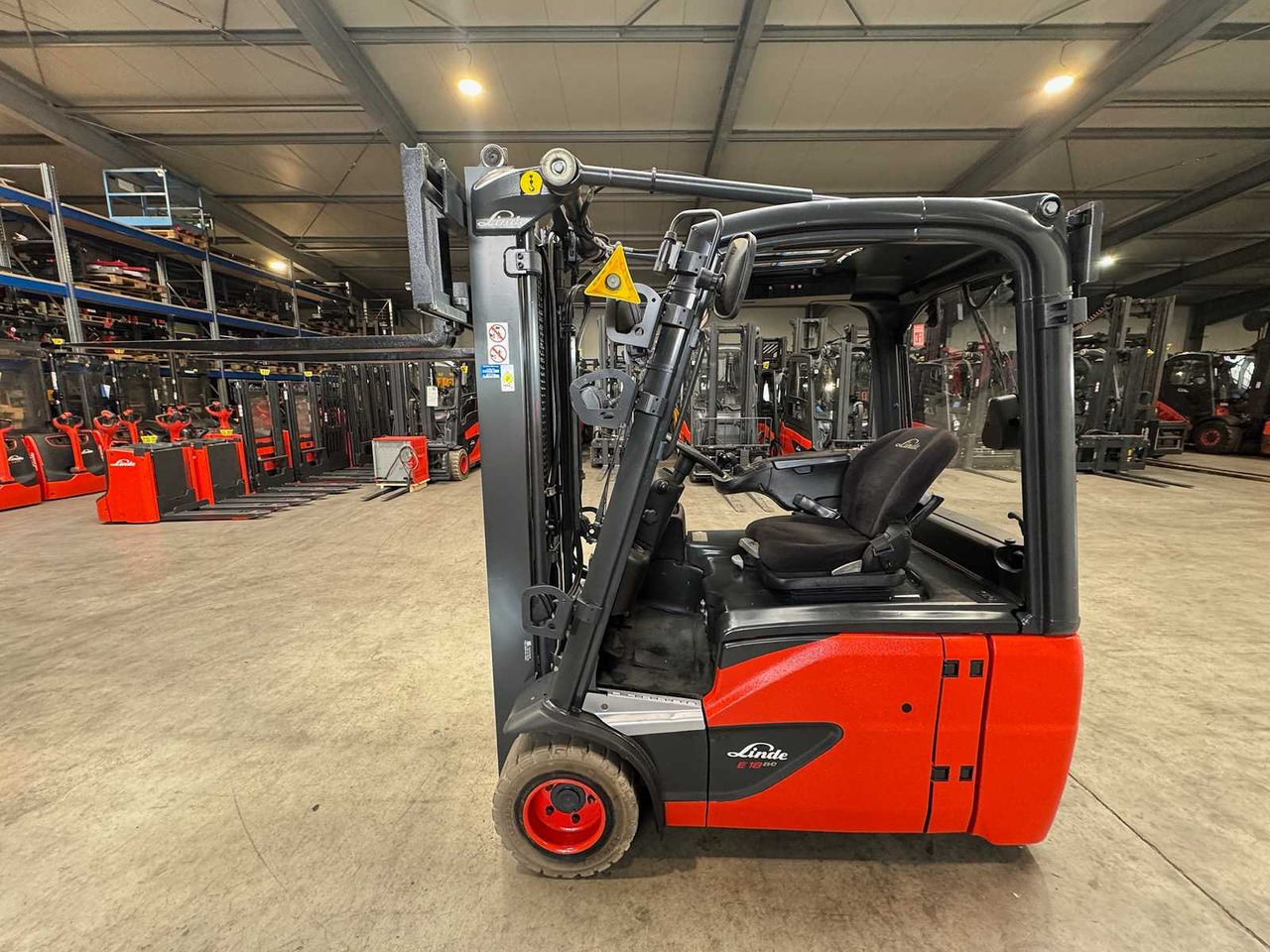 2018 SERVICE+UVV 10/2026 LINDE E18 EVO 1,800KG DUPLEX FREE LIFT ELECTRIC FORKLIFT 4,950 HOURS E20 - Heftruck: afbeelding 3 2018 SERVICE+UVV 10/2026 LINDE E18 EVO 1,800KG DUPLEX FREE LIFT ELECTRIC FORKLIFT 4,950 HOURS E20 - Heftruck: afbeelding 3