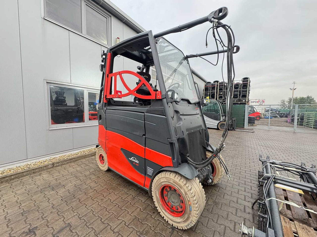 2020 LINDE E45HL EVO 4.500KG 3.+4TH VALVE ELECTRIC FORKLIFT FORKLIFT E45 E50 - Heftruck: afbeelding 3 2020 LINDE E45HL EVO 4.500KG 3.+4TH VALVE ELECTRIC FORKLIFT FORKLIFT E45 E50 - Heftruck: afbeelding 3