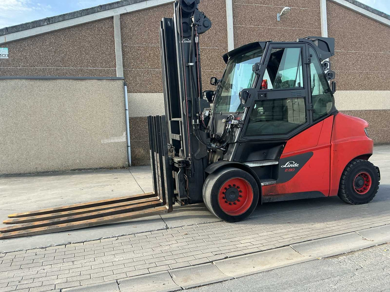 2020 LINDE E80-01/900 FORKLIFT - Heftruck: afbeelding 1 2020 LINDE E80-01/900 FORKLIFT - Heftruck: afbeelding 1