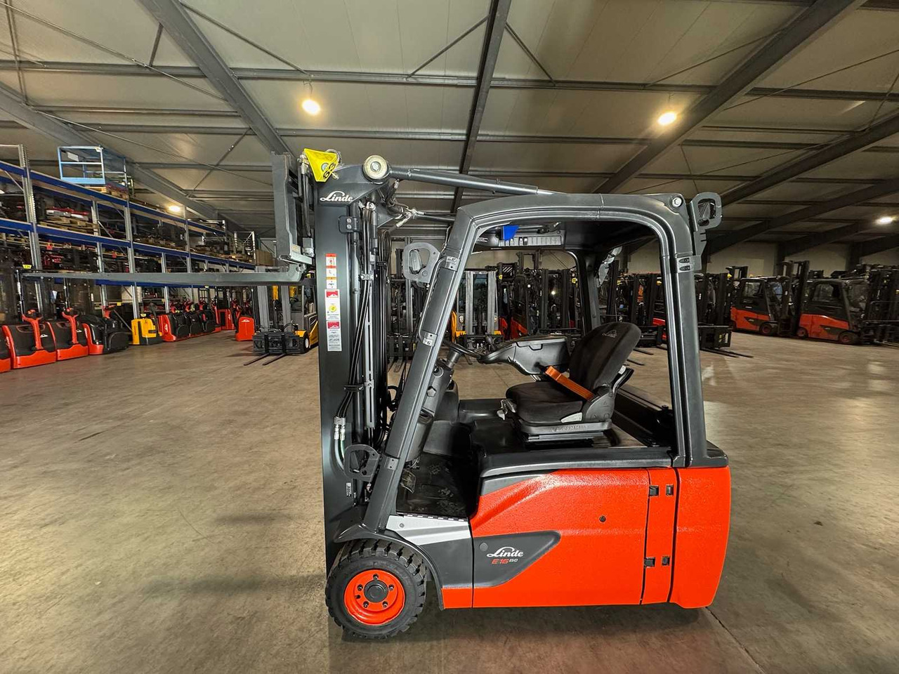2020 SERVICE+UVV 10/2026 LINDE E16 DUPLEX FREE LIFT 3RD + 4TH VALVE ELECTRIC FORKLIFT 12,549 HOURS - Heftruck: afbeelding 2 2020 SERVICE+UVV 10/2026 LINDE E16 DUPLEX FREE LIFT 3RD + 4TH VALVE ELECTRIC FORKLIFT 12,549 HOURS - Heftruck: afbeelding 2