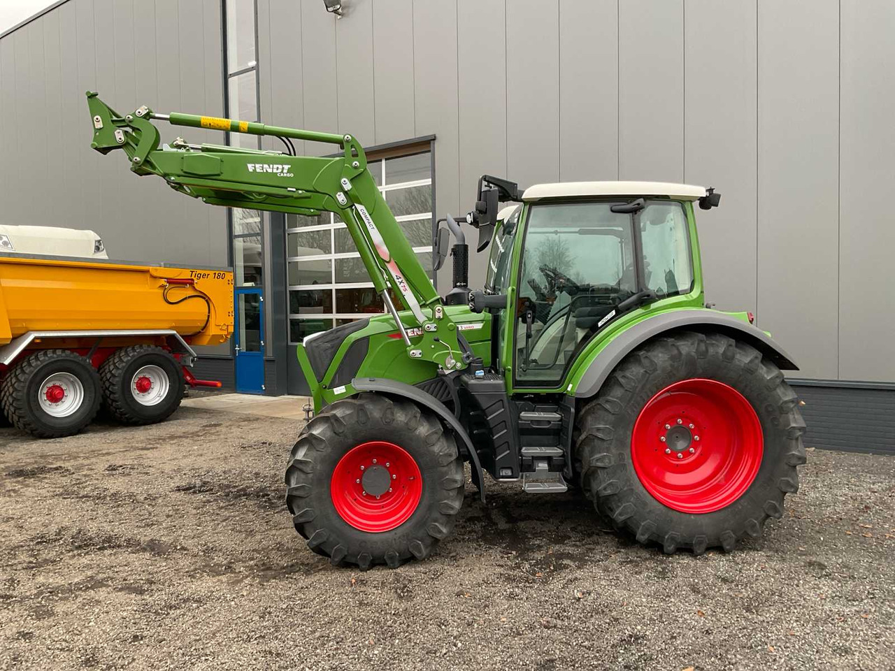 2021 FENDT 313 POWER ALL-WHEEL DRIVE AGRICULTURAL TRACTOR - Tractor: afbeelding 2 2021 FENDT 313 POWER ALL-WHEEL DRIVE AGRICULTURAL TRACTOR - Tractor: afbeelding 2