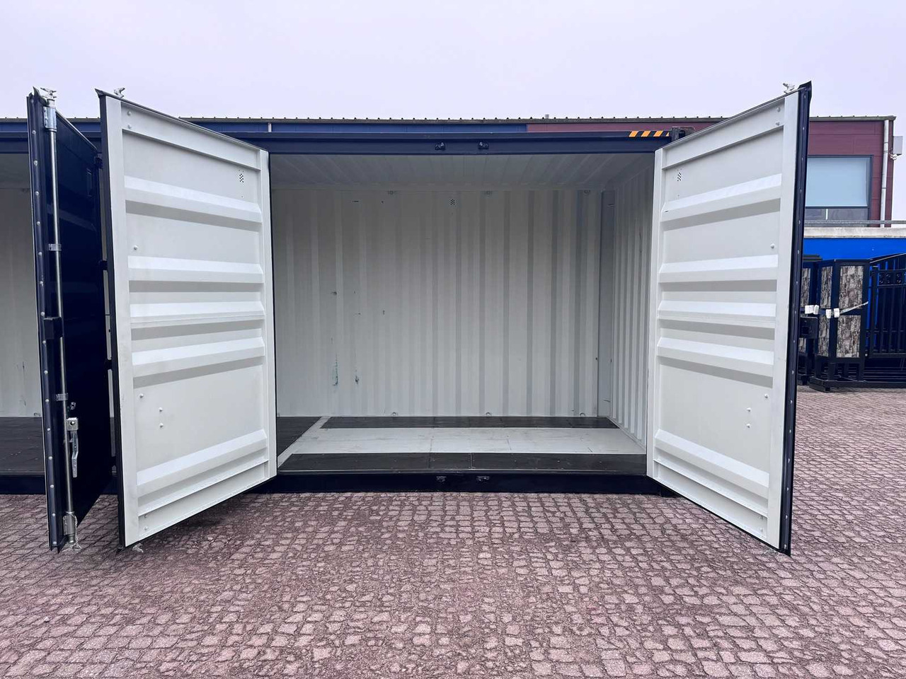 Zeecontainer 40ft HQ High Cube shipping container with 3 side doors: afbeelding 15