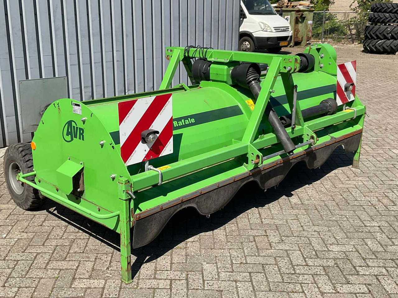 AVR Rafale 4 x 75 - Loofklapper: afbeelding 3 AVR Rafale 4 x 75 - Loofklapper: afbeelding 3