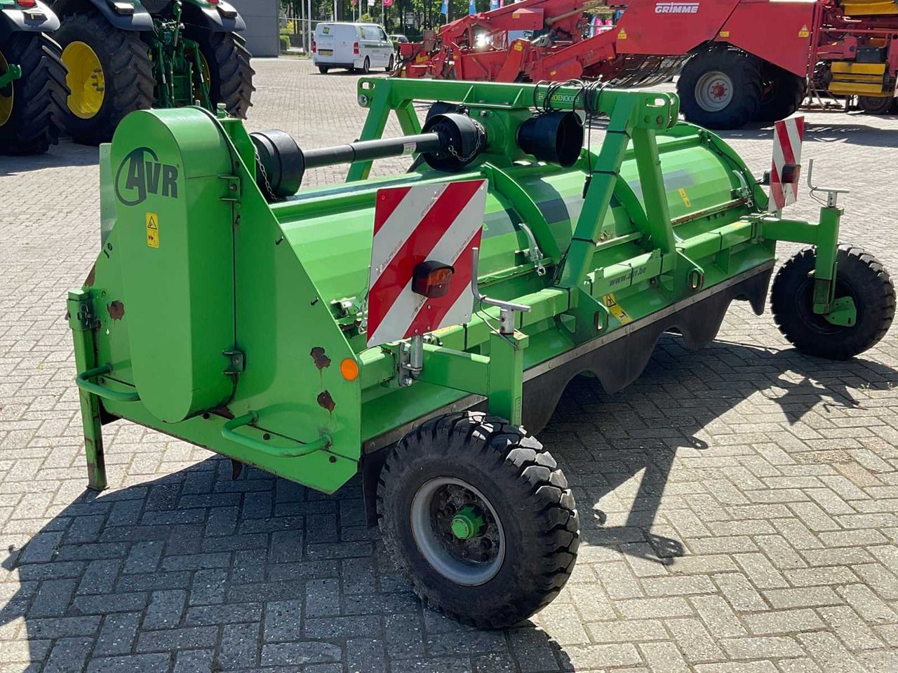 AVR Rafale 4 x 75 - Loofklapper: afbeelding 5 AVR Rafale 4 x 75 - Loofklapper: afbeelding 5