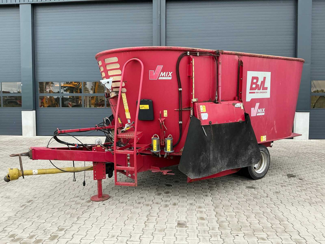BVL V-MIX 17N2S - Voermengwagen: afbeelding 1 BVL V-MIX 17N2S - Voermengwagen: afbeelding 1