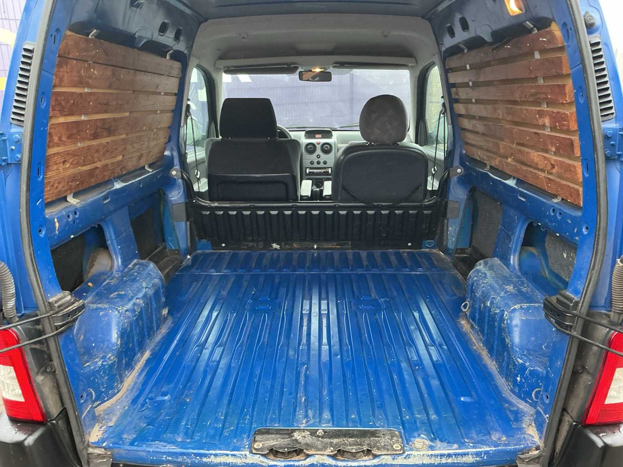 2006 - CITROEN - BERLINGO - 1.6 HDI 600 - COMMERCIAL VEHICLE - Bestelwagen: afbeelding 5 2006 - CITROEN - BERLINGO - 1.6 HDI 600 - COMMERCIAL VEHICLE - Bestelwagen: afbeelding 5