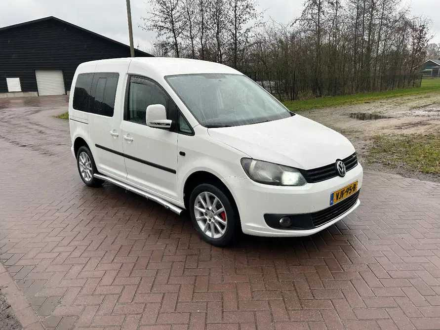 2011 VOLKSWAGEN CADDY 1.6 COMMERCIAL VEHICLE - Bestelwagen: afbeelding 2 2011 VOLKSWAGEN CADDY 1.6 COMMERCIAL VEHICLE - Bestelwagen: afbeelding 2
