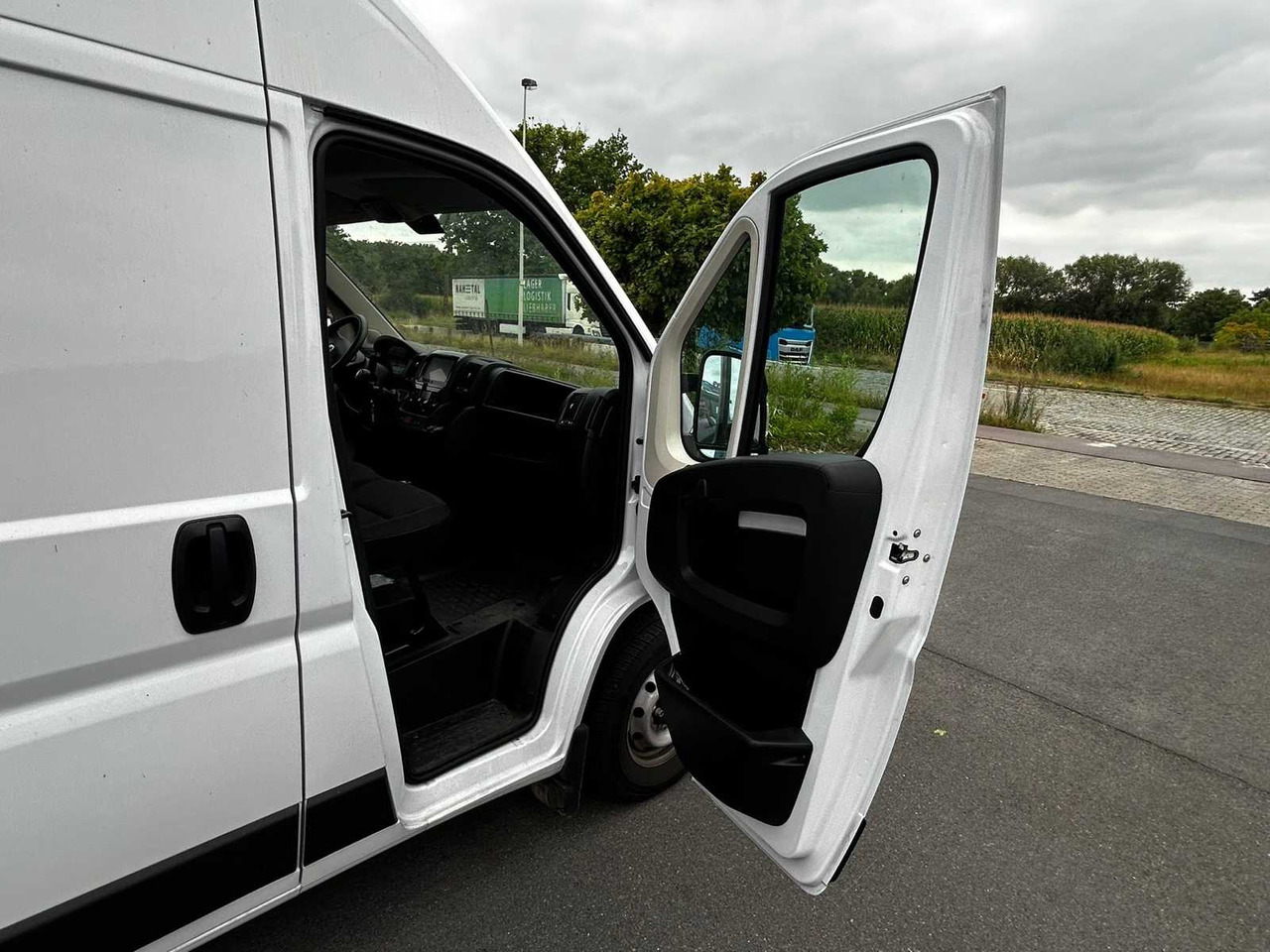 FIAT DUCATO COMMERCIAL VEHICLE - Bestelwagen: afbeelding 5 FIAT DUCATO COMMERCIAL VEHICLE - Bestelwagen: afbeelding 5