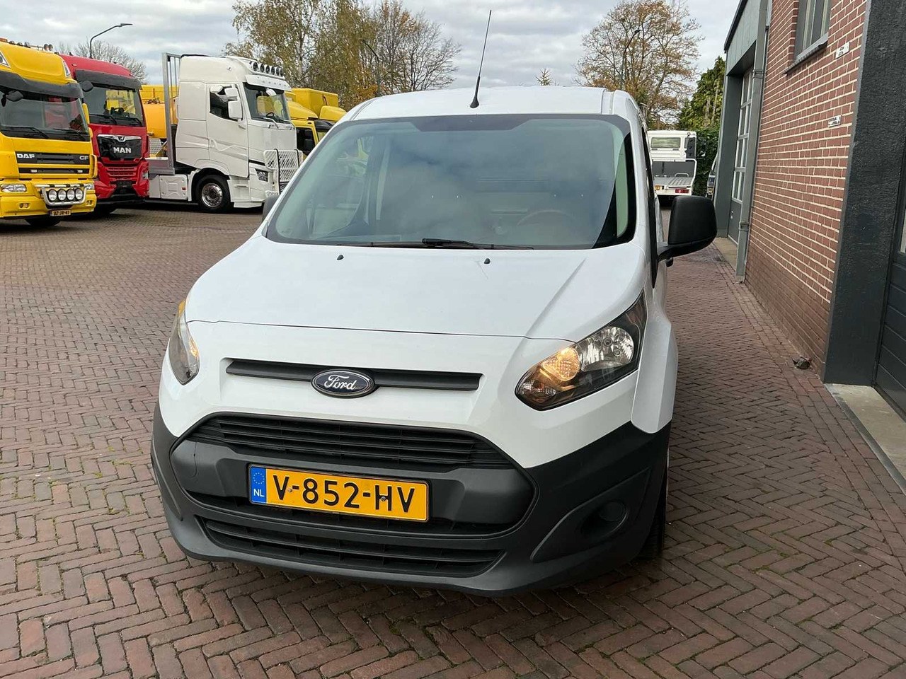 FORD TRANSIT CONNECT 1.5 TDCI L1 ECONOMY VAN - Bestelwagen: afbeelding 4 FORD TRANSIT CONNECT 1.5 TDCI L1 ECONOMY VAN - Bestelwagen: afbeelding 4