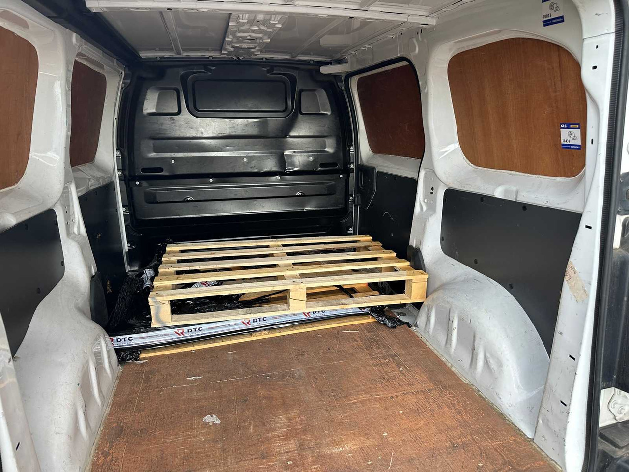 PEUGEOT EXPERT 2.0 BLUEHDI PREM VJJ-74-L - Bestelwagen: afbeelding 5 PEUGEOT EXPERT 2.0 BLUEHDI PREM VJJ-74-L - Bestelwagen: afbeelding 5