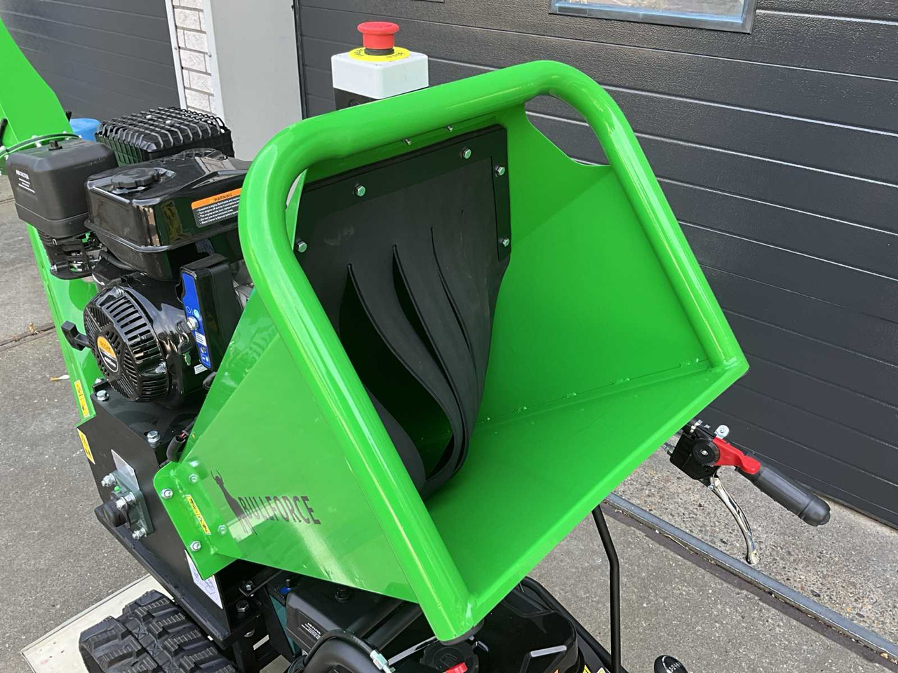 Bullforce TG1500 - Houtversnipperaar: afbeelding 4 Bullforce TG1500 - Houtversnipperaar: afbeelding 4