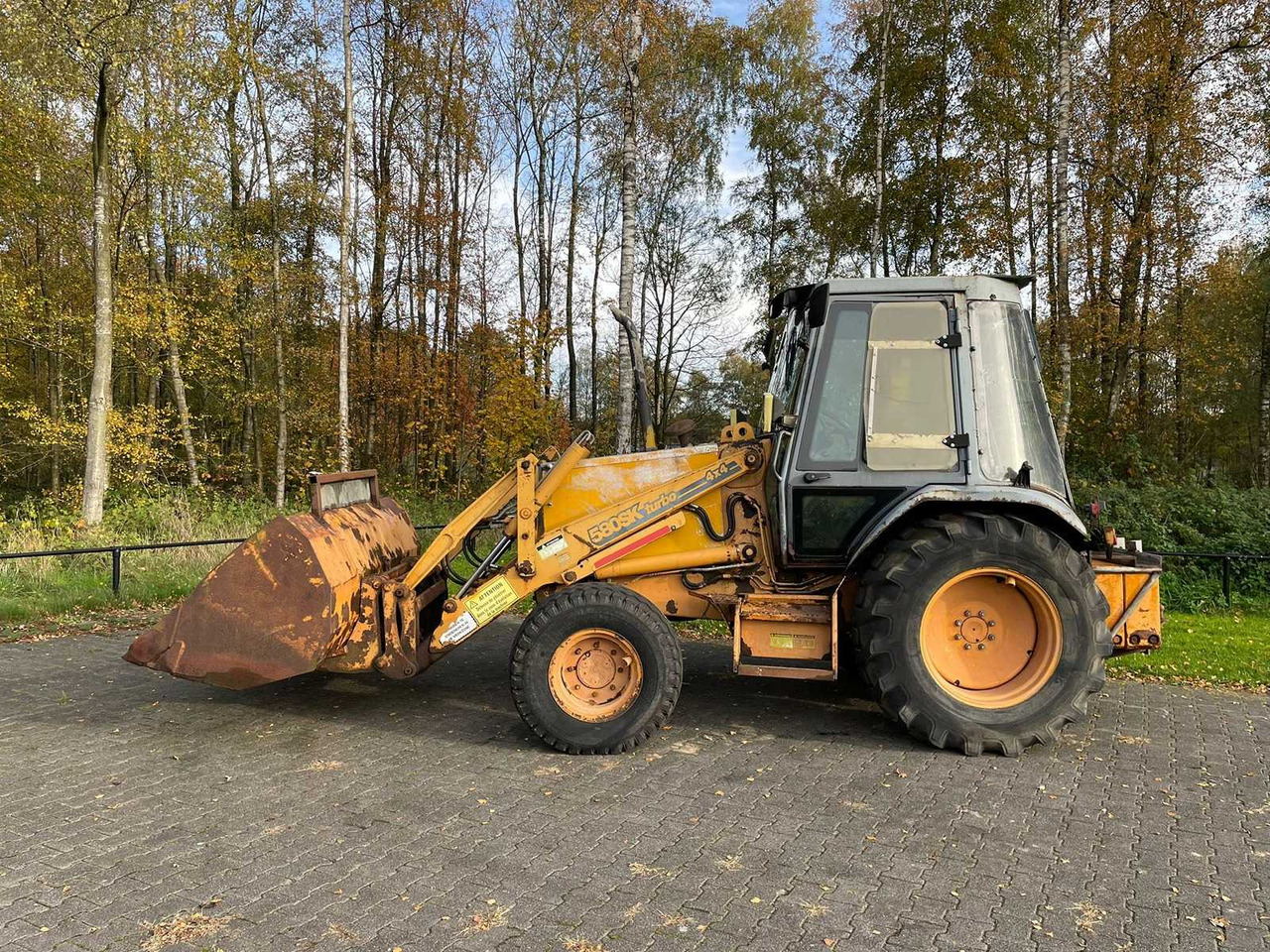 CASE - 1995 - 580 SK TURBO - BACKHOE LOADER - Graaflaadmachine: afbeelding 3 CASE - 1995 - 580 SK TURBO - BACKHOE LOADER - Graaflaadmachine: afbeelding 3