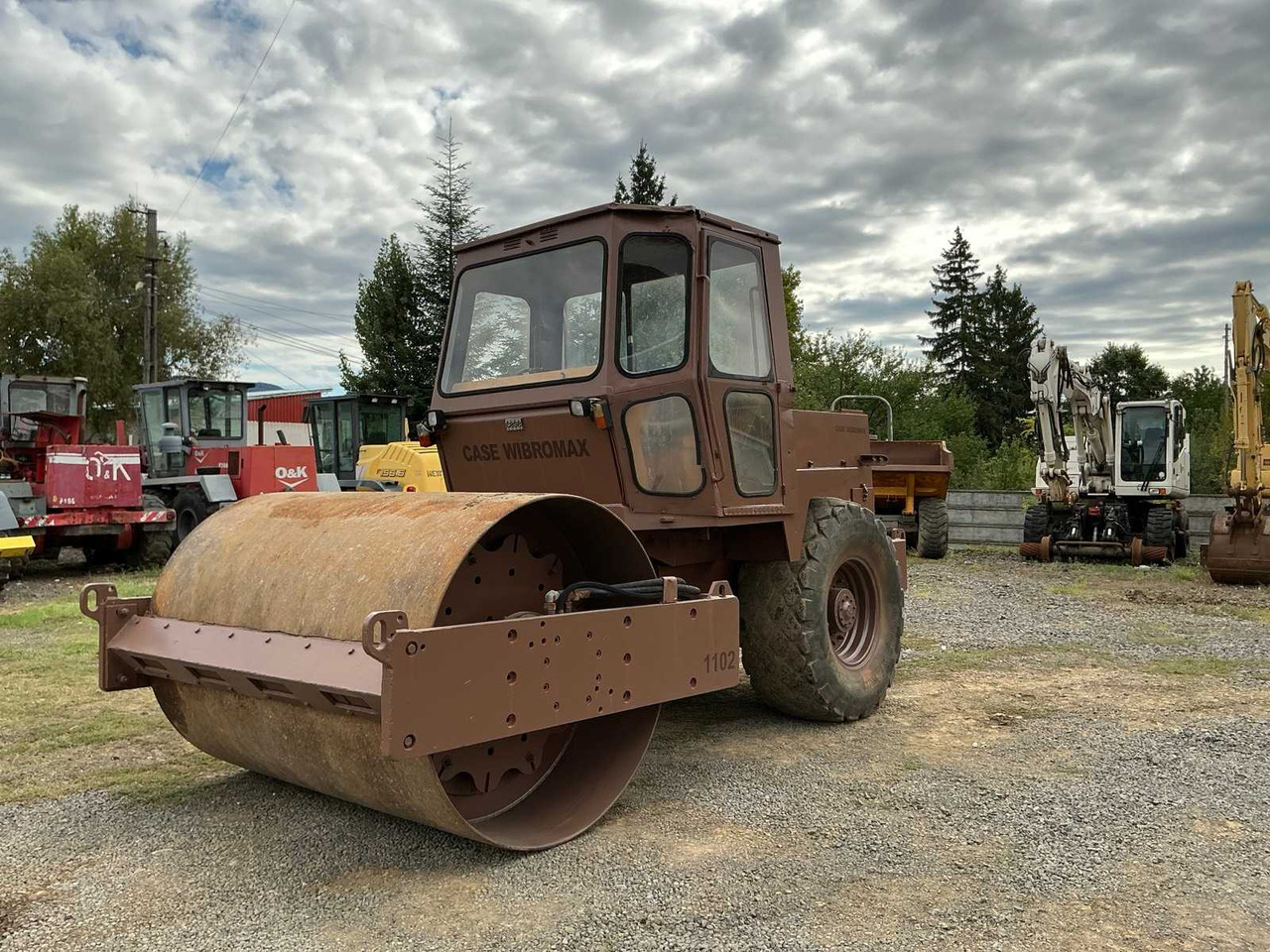 CASE VIBROMAX 1102 - Schapenpootwals/ Grondverdichter: afbeelding 2 CASE VIBROMAX 1102 - Schapenpootwals/ Grondverdichter: afbeelding 2