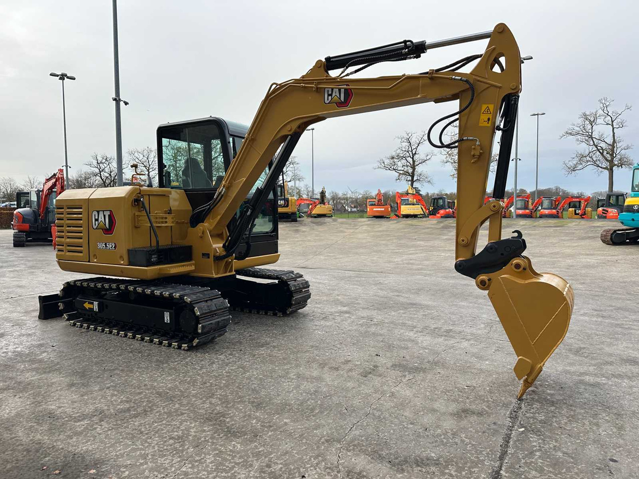 CATERPILLAR - 2017 - 305.5E2 - MIDI EXCAVATOR - Graafmachine: afbeelding 3 CATERPILLAR - 2017 - 305.5E2 - MIDI EXCAVATOR - Graafmachine: afbeelding 3