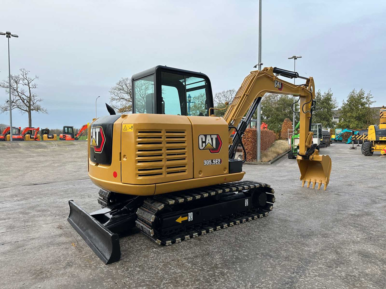 CATERPILLAR - 2017 - 305.5E2 - MIDI EXCAVATOR - Graafmachine: afbeelding 4 CATERPILLAR - 2017 - 305.5E2 - MIDI EXCAVATOR - Graafmachine: afbeelding 4