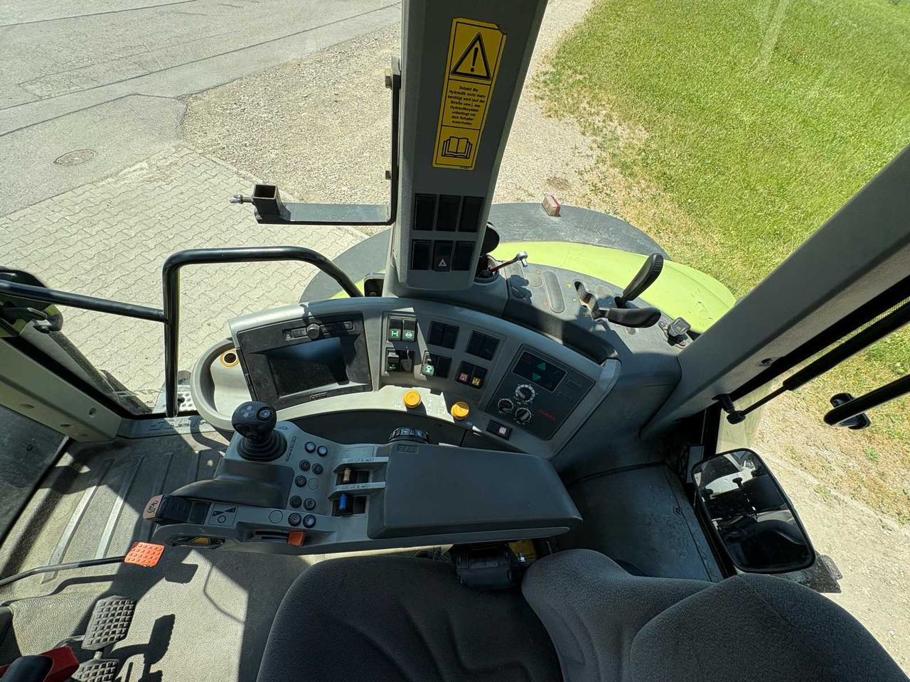 Tractor Claas Axion 840 C-Matic: afbeelding 33