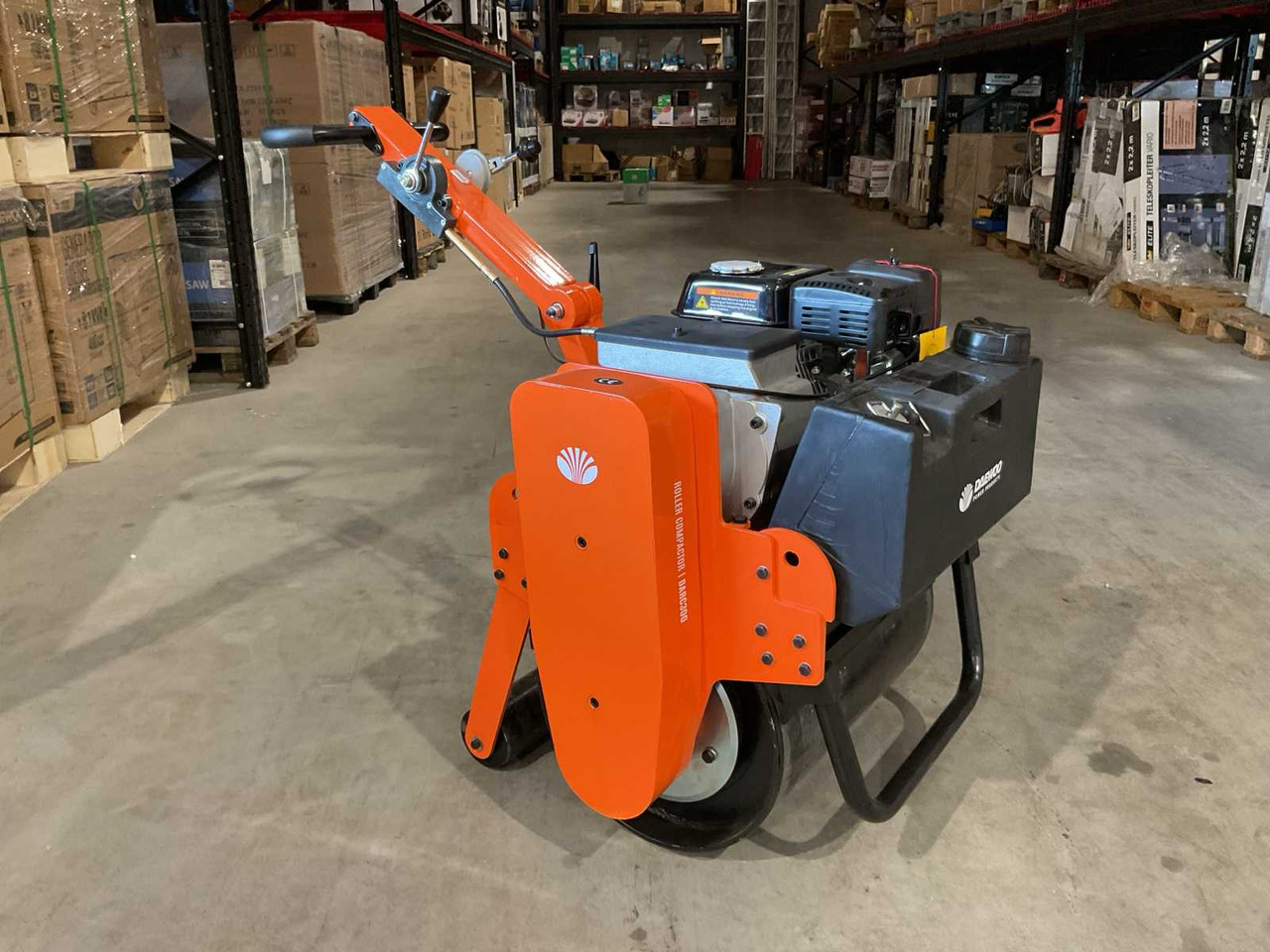 Daewoo DARC300 - Schapenpootwals/ Grondverdichter: afbeelding 2 Daewoo DARC300 - Schapenpootwals/ Grondverdichter: afbeelding 2