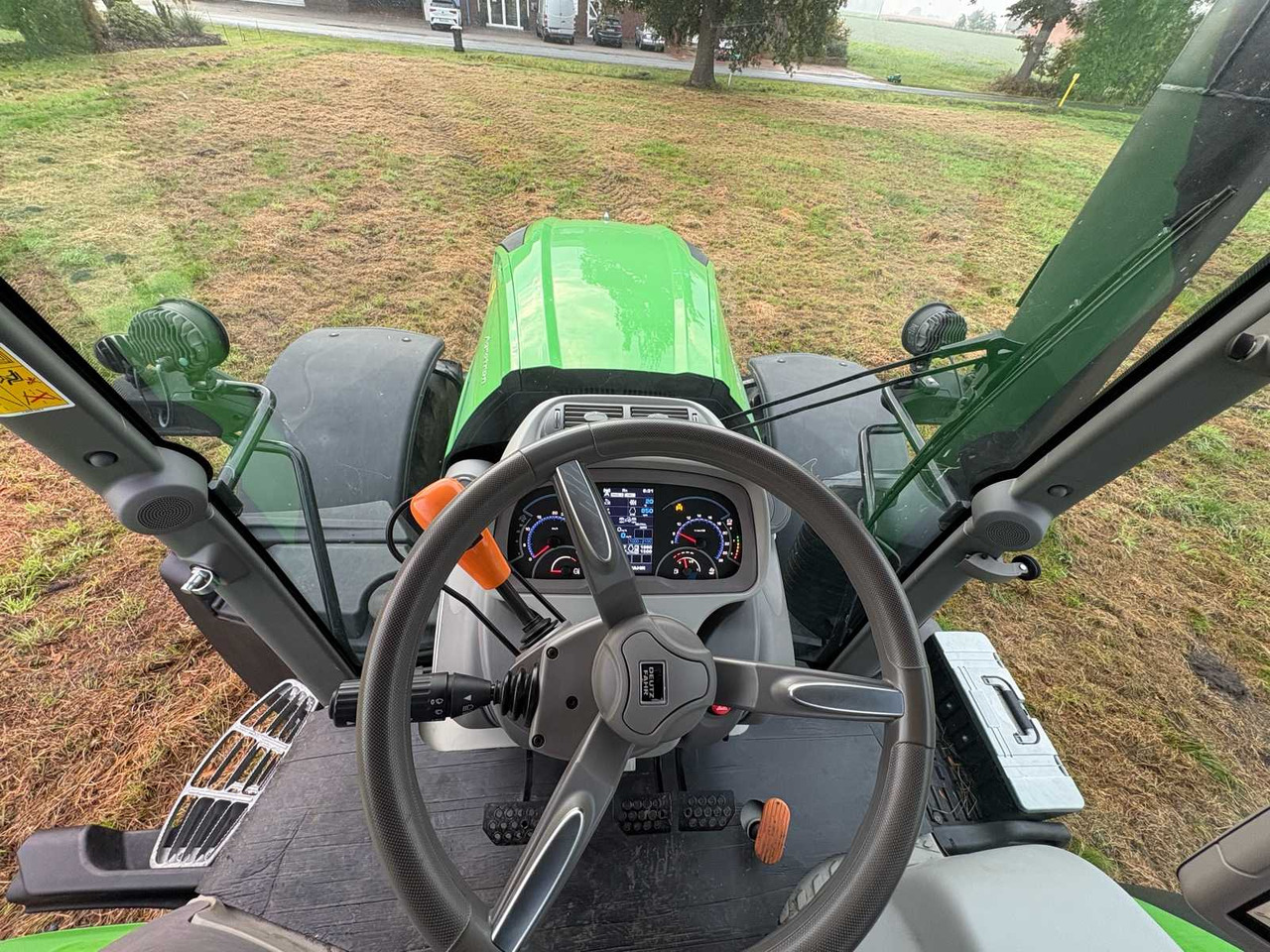 Tractor Deutz-Fahr 8280 TTV: afbeelding 27 Tractor Deutz-Fahr 8280 TTV: afbeelding 27