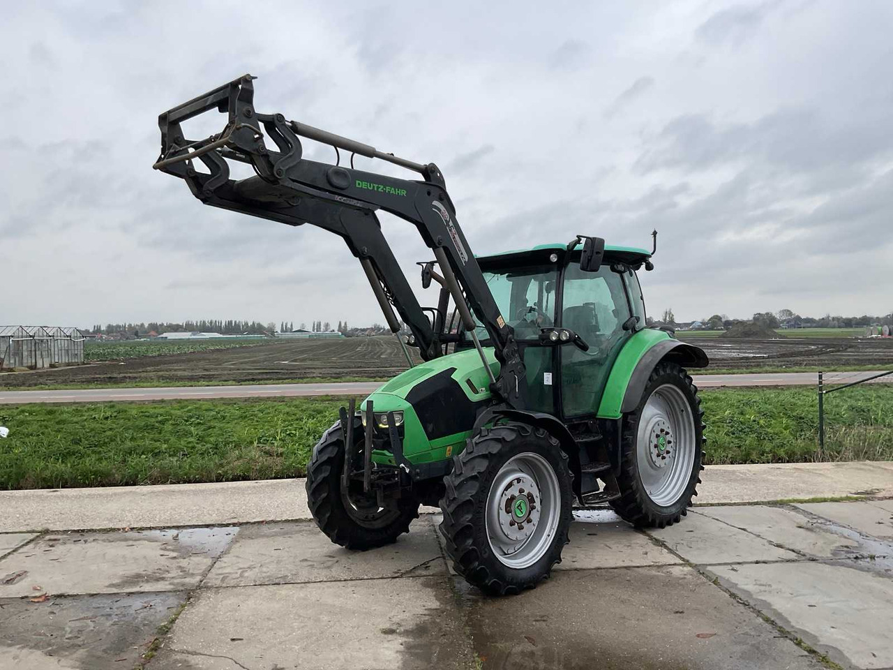 Deutz-Fahr Agrotron 5120 - Tractor: afbeelding 1 Deutz-Fahr Agrotron 5120 - Tractor: afbeelding 1